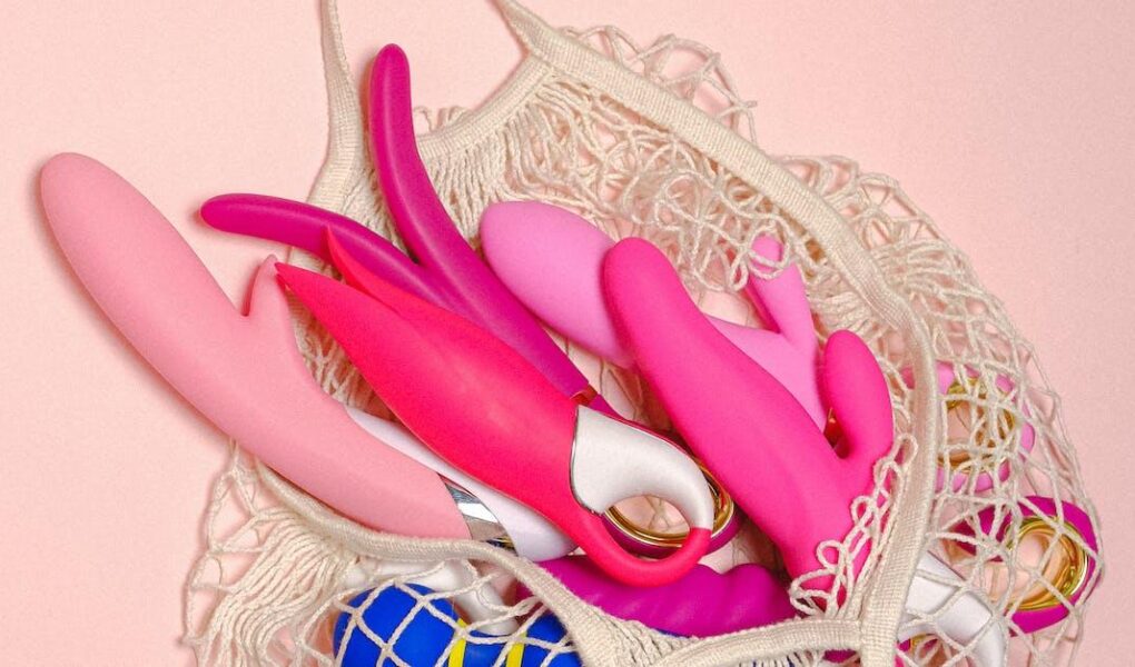 Fördelarna med att handla på en online-erotikbutik som Joyful
